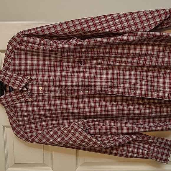 Nautica men's plaid long-sleeved button-up shirt size Medium - Picture 1 of 5